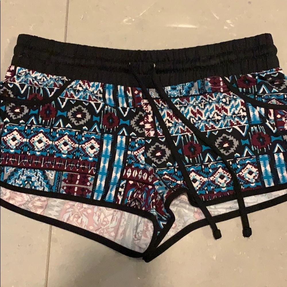 Patterned shorts